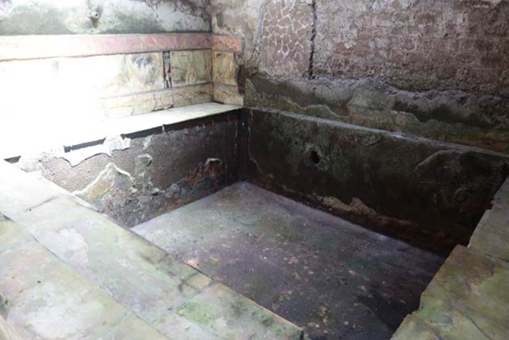 Suburban Baths, Herculaneum. June 2014. Frigidarium, looking towards the cold bath. Photo courtesy of Michael Binns.